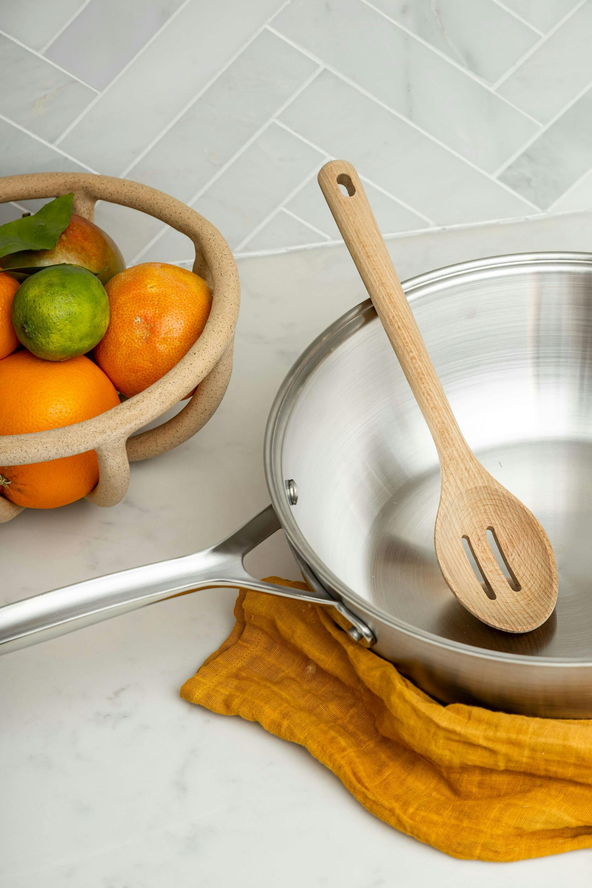 Choosing the Right Cookware: Cast Iron, Stainless Steel, or Non-Stick?